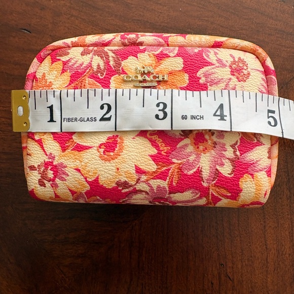 SOLD Coach Vintage Daisy mini pouch EUC SOLD - Picture 9 of 12